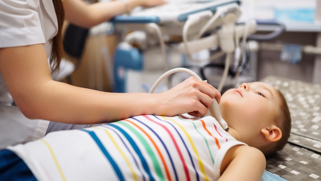 Tiroid hormonu eksikliği çocuklarda büyümeyi engelliyor 1 Tiroid hormonu eksikliği çocuklarda büyümeyi engelliyor
