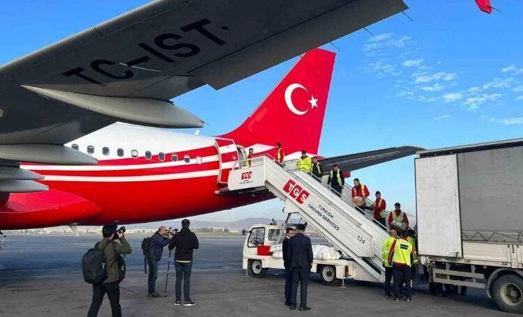 Türkiye’den 20 hekim ve tıbbi malzemeler Mısır’a gidiyor