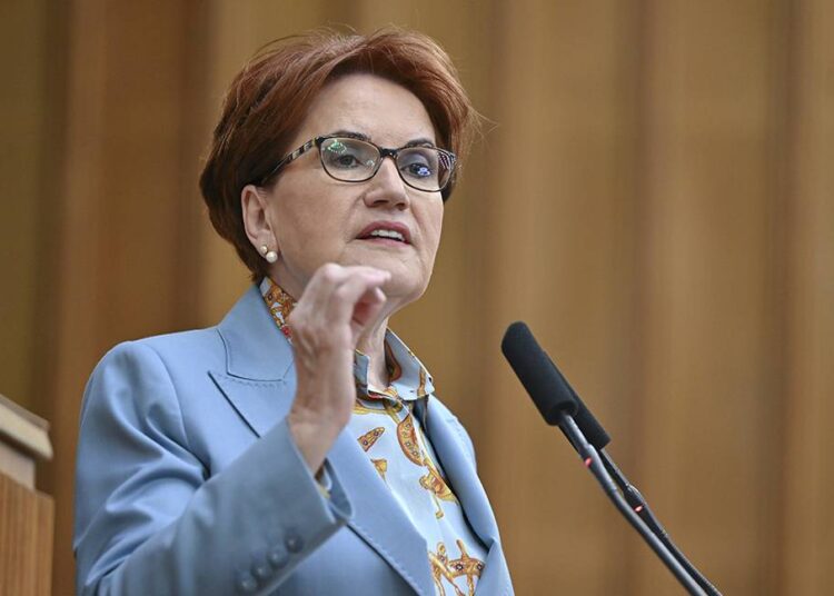 Akşener'den Erdoğan'a 50+1 yanıtı: Önümüzdeki seçimlere siz de İyi Parti gibi tek başınıza girme cesaretini gösterin 1 Akşener’den Erdoğan’a 50+1 yanıtı: Önümüzdeki seçimlere siz de İyi Parti gibi tek başınıza girme cesaretini gösterin