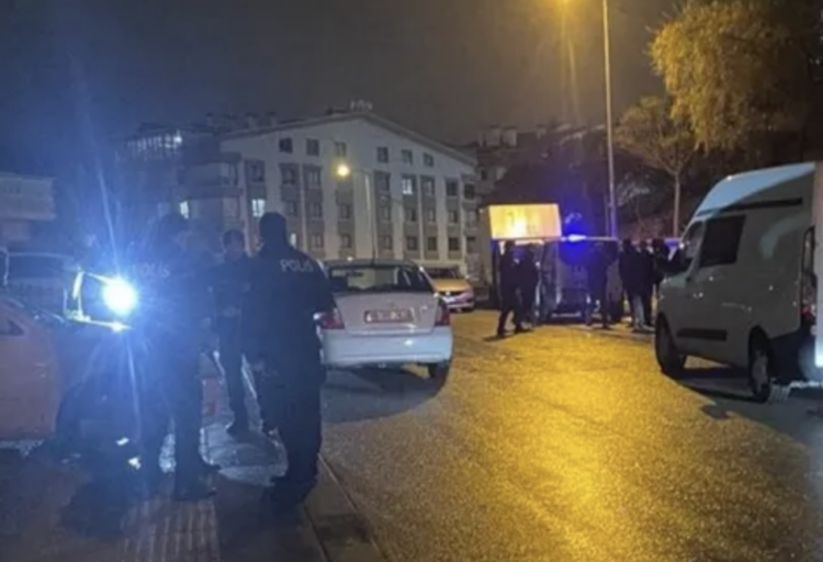 Ankara’da bir komşu kavgası daha: 1 ölü, 5 yaralı 1 Ankara’da bir komşu kavgası daha: 1 ölü, 5 yaralı