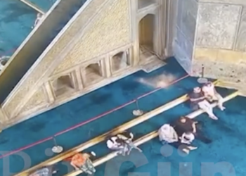 Ayasofya’nın tavanından beton dökülmüş: ‘Kubbe çökebilir’ uyarısı yapıldı