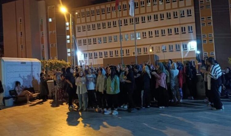 ‘Asansörde ölüm’ sonrası KYK’yı protesto eden öğrencilere soruşturma 1 ‘Asansörde ölüm’ sonrası KYK’yı protesto eden öğrencilere soruşturma