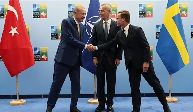 Reuters: Türkiye, İsveç’in üyelik onayının yetişmeyeceğini NATO’ya bildirdi 1 Reuters: Türkiye, İsveç’in üyelik onayının yetişmeyeceğini NATO’ya bildirdi