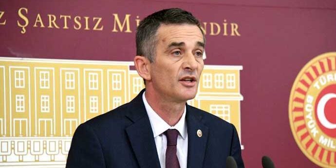 İYİ Parti, Ümit Dikbayır'ı ihraç etti 1 Tacizle suçlanan Dikbayır: Parti yetkililerimizin çok utanacakları bir şey var…