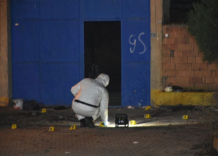 Afyonkarahisar’da müstakil bir evde 4 kişi katledildi 1 Afyonkarahisar’da müstakil bir evde 4 kişi katledildi
