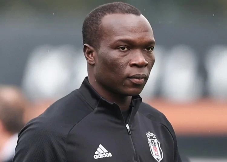 Kamil Aslan’ın kulis haberi… Beşiktaşlı Aboubakar, Paris’e saç ektirmeye gitmiş
