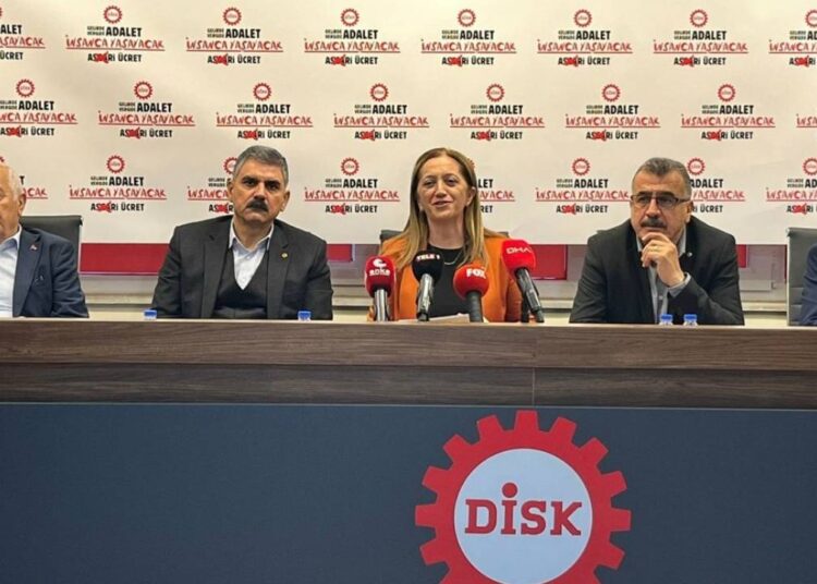 DİSK, 2024 yılı asgari ücret talep rakamı açıklamayacak 1 DİSK, 2024 yılı asgari ücret talep rakamı açıklamayacak