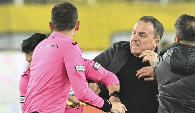 Faruk Koca ‘kamu görevlisini darp, tehdit ve sporda şiddet’ suçlarından yargılanacak 1 Faruk Koca ‘kamu görevlisini darp, tehdit ve sporda şiddet’ suçlarından yargılanacak
