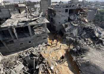 İsrail, 2,5 ayda Gazze’de 53 bin ton bomba kullandı