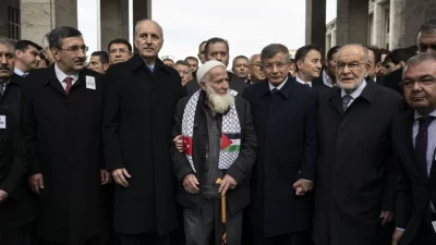 Hasan Bitmez Meclis'ten uğurlandı! Son konuşması ve işte O’na sataşıp kalp krizi geçirtenler... 3 Hasan Bitmez Meclis'ten uğurlandı! Son konuşması ve işte O’na sataşıp kalp krizi geçirtenler...