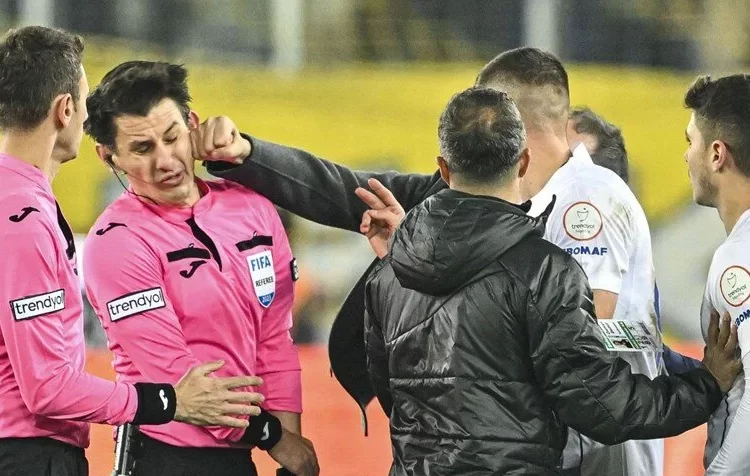 Safa Kar yazdı... Cezalar caydırıcı mı? 1 Safa Kar yazdı… Cezalar caydırıcı mı?
