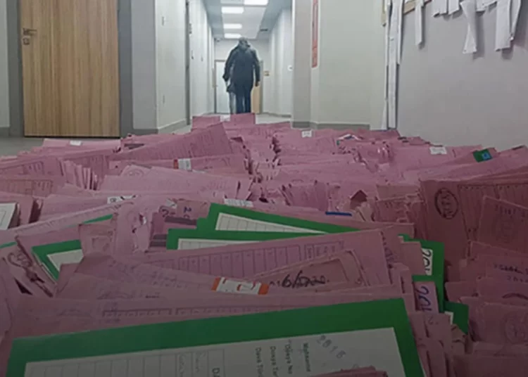 TOBB: 2023'te 25 bin 883 şirket kapandı 1 Bu yıl 12 milyon 591 bin yeni icra dosyası açıldı
