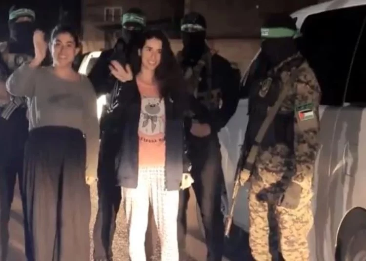İsrailli esirler: Hamas’ın değil İsrail’in bizi öldüreceğinden korktuk 1 İsrailli esirler: Hamas’ın değil İsrail’in bizi öldüreceğinden korktuk