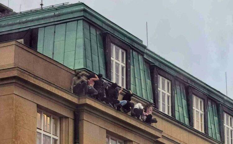 Prag katliamcısı seri katilmiş! Babasını ve bir adamla bebeğini de öldürmüş 1 Prag katliamcısı seri katilmiş! Babasını ve bir adamla bebeğini de öldürmüş