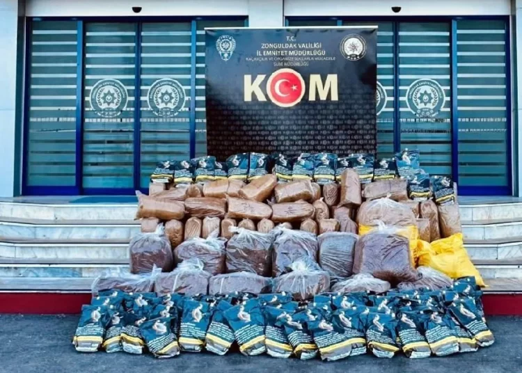 81 ilde kaçak sigara ve tütün işi yapanlara operasyon: 457 gözaltı