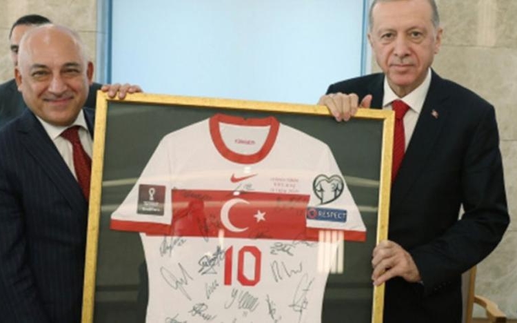 Süper Kupa kriziyle ilgili yeni detaylar: ‘Erdoğan tamam dedi, pankart krizi üç gün önce başladı’