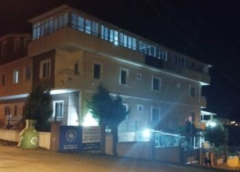 KYK yurdunda 15 öğrenci yedikleri yemekten zehirlendi