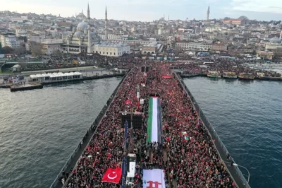 Milli İrade Platformu'ndan Gazze için yürüyüş 4 Milli İrade Platformu'ndan Gazze için yürüyüş