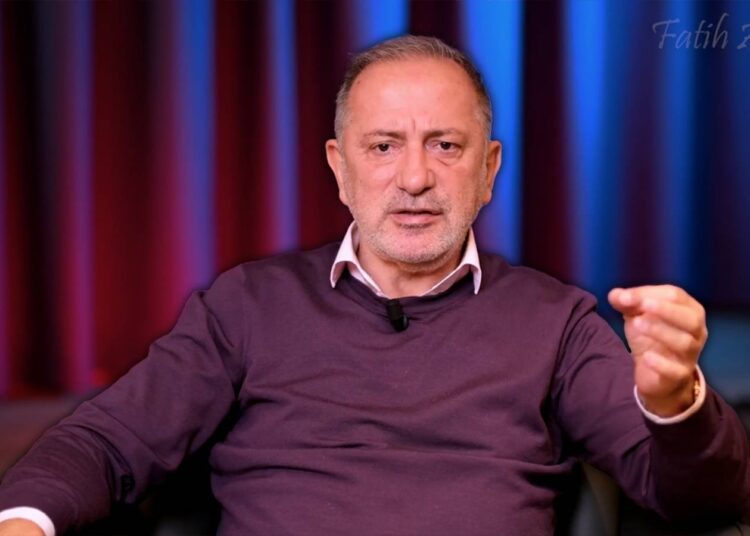 Fatih Altaylı ifade vermek için adliyede 1 Fatih Altaylı ifade vermek için adliyede