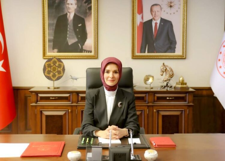 Veri paylaşımı yapmayan Aile Bakanlığı, sorunları görmezden geliyor 1 Veri paylaşımı yapmayan Aile Bakanlığı, sorunları görmezden geliyor