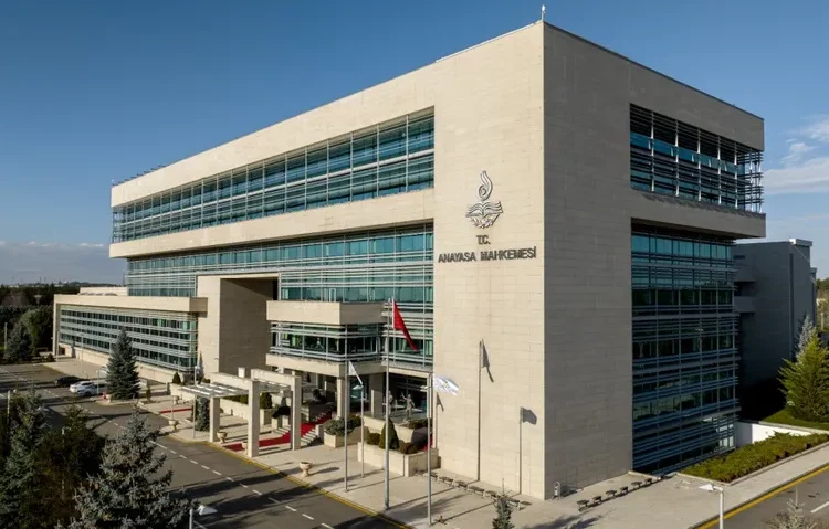Anayasa Mahkemesi’nden ‘nonoş’ ve ‘noniş’ kararı
