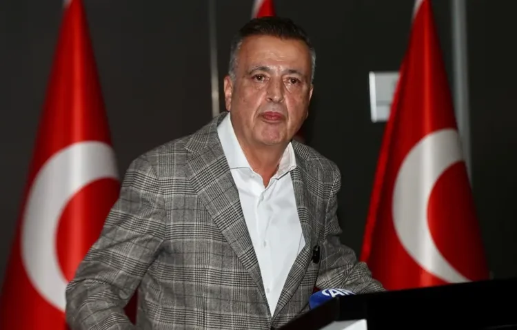 Battal İlgezdi: İmamoğlu, PM'den önce benimle yol yürümeyeceğini söyledi 1 Battal İlgezdi: İmamoğlu, PM’den önce benimle yol yürümeyeceğini söyledi