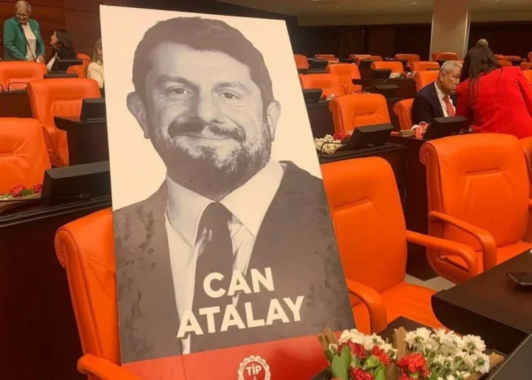 Siyasilerden Can Atalay’ın vekilliğinin düşürülmesine tepki: ‘Halk iradesine darbe’
