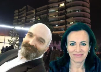 Birlikte yaşadığı kadını öldürüp bir kişiyi de yaraladıktan sonra intihar etti