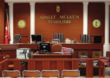 İki kardeş 20 yıl sonra babalarına dava açtı: ‘Kardeşimizi öldürdü’