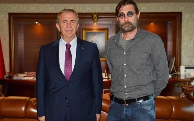Behzat Ç. seçim çalışmalarına başladı: Mansur Başkan’la aramızda hiçbir sorun yok 1 Behzat Ç. seçim çalışmalarına başladı: Mansur Başkan’la aramızda hiçbir sorun yok