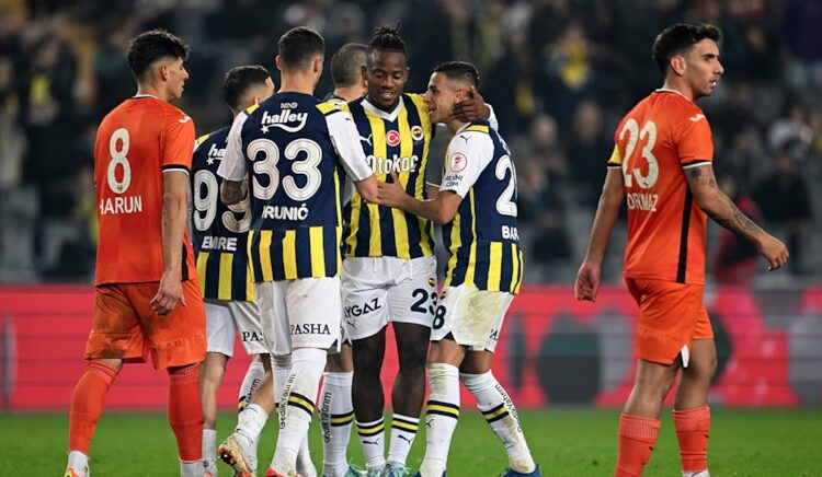 Fenerbahçe farka alıştı, Adana’yı 6 golle kupa dışına attı 1 Fenerbahçe farka alıştı, Adana’yı 6 golle kupa dışına attı