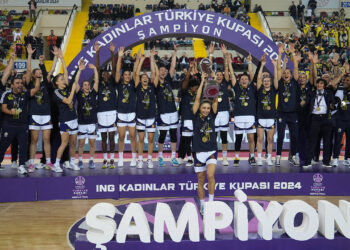 Basketbol Kadınlar Türkiye Kupası’nın sahibi Fenerbahçe