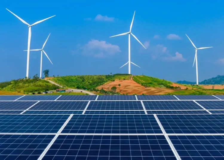 “Enerji tarlası” dolandırıcılığı için 142 bin 800 yıla kadar hapis cezası istendi 1 Yenilenebilir enerji santrallerine sağlanan alım garantisinde TL’den dövize geçiliyor