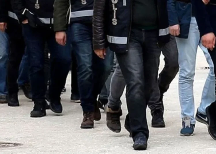 Narkogüç-46 operasyonu: Uyuşturucu ticareti suçlamasıyla 201 şüpheli yakalandı 1 Narkogüç-46 operasyonu: Uyuşturucu ticareti suçlamasıyla 201 şüpheli yakalandı