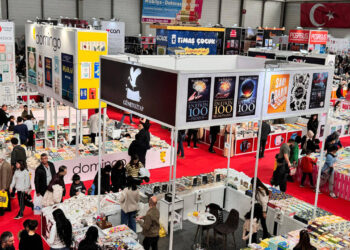 Çukurova Kitap Fuarı kapılarını açtı: 323 yayınevi, 105 etkinlik