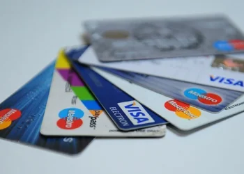 Kredi kartları patladı! Kart borcu bir yılda yüzde 157 arttı