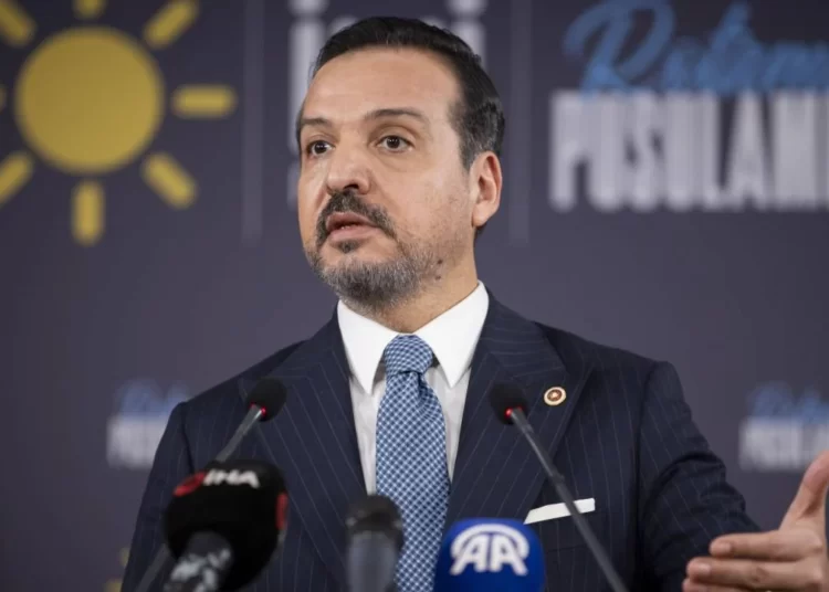 İyi Parti'den sığınmacılara ilişkin kanun teklifi 1 Kürşad Zorlu: Ankara ve İstanbul için görüşme trafiğimiz sürüyor