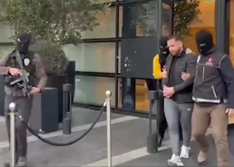 Kırmızı bültenle aranan bir uyuşturucu baronu daha İstanbul’da yakalandı