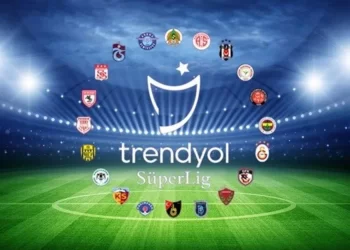 Kamil Aslan’ın yorum haberi… Süper Lig patronları, başarısızlıkların faturasını 16 hocaya kesti