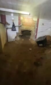 Sinagogun altında bulunan gizli tüneller Amerikalıları şaşkına çevirdi 2 Sinagogun altında bulunan gizli tüneller Amerikalıları şaşkına çevirdi