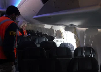 FAA, Boeing 737 MAX uçaklarının üretiminin durdurulmasını istedi