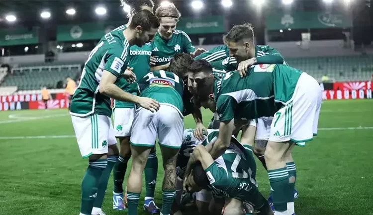 Yunan derbisinde gülen taraf Fatih Terim’in Panathinaikos'u oldu 1 Yunan derbisinde gülen taraf Fatih Terim’in Panathinaikos’u oldu