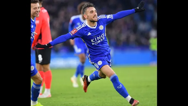 Yunus Akgün'den şık gol: Leicester City, Birmingham'ı eledi 1 Yunus Akgün’den şık gol: Leicester City, Birmingham’ı eledi