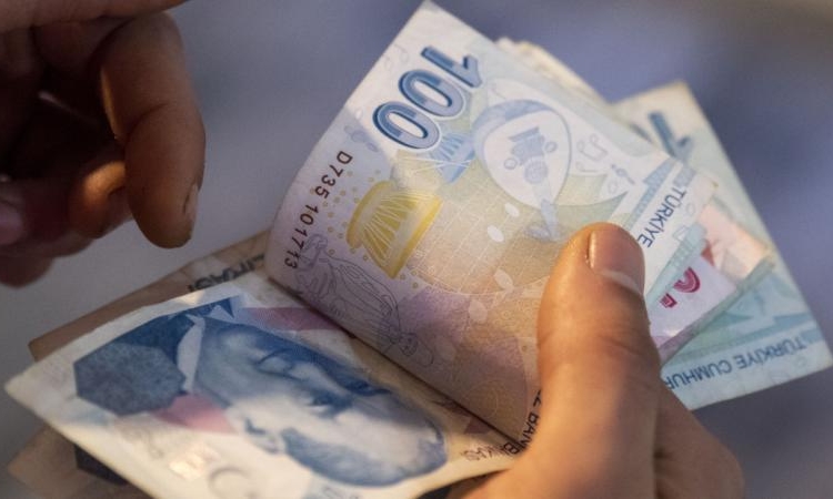 Emeklilere yüzde 49,25 zam Meclis’te kabul edildi