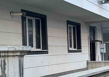 İki genç kız 3 gün önce taşındıkları evde doğal gazdan zehirlenerek öldü