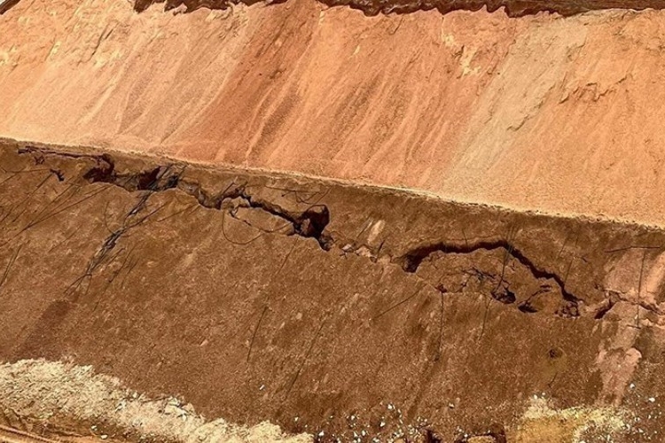 İliç’teki facia öncesi çekilen “çatlak fotoğrafları” bilirkişi raporunda