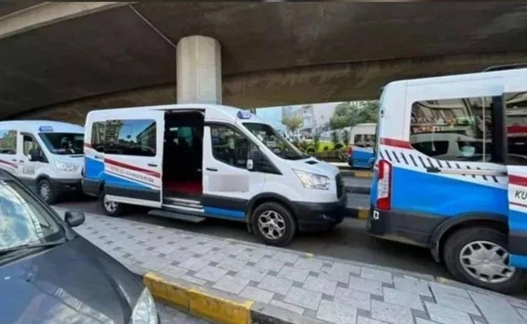 Trabzon'da dolmuş ücretlerine 8 ayda yüzde 277 zam 1 Trabzon’da dolmuş ücretlerine 8 ayda yüzde 277 zam