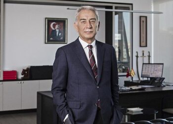 “2024 ve 2025 zor geçecek, devlet de tasarruf yapmalı”
