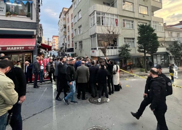 AK Partili 'Aziz Yeniay' saldırısında Dilan Polat detayı: Aynı silah... 1 AK Partili ‘Aziz Yeniay’ saldırısında Dilan Polat detayı: Aynı silah…