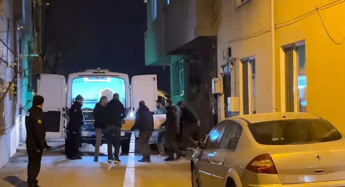 Bursa'da vahşet! Anne, baba ve kardeşini öldürdü 1 Bursa’da vahşet! Anne, baba ve kardeşini öldürdü
